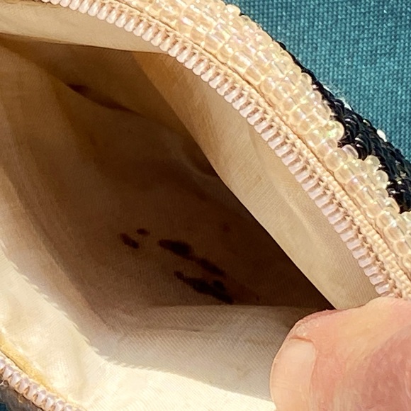 1930’s Betty Boop change purse,glass seed bead,from private collection-4 display - Picture 7 of 7